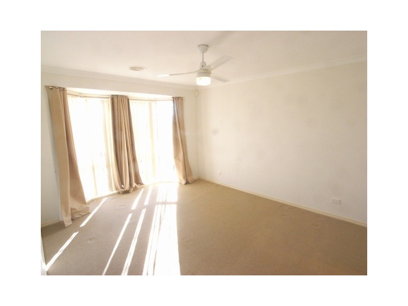 6 Wallaman Street, Harrison ACT 2914