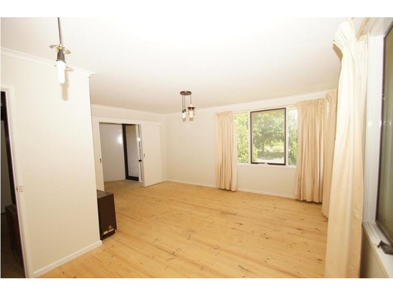 121 Osburn Drive, Macgregor ACT 2615