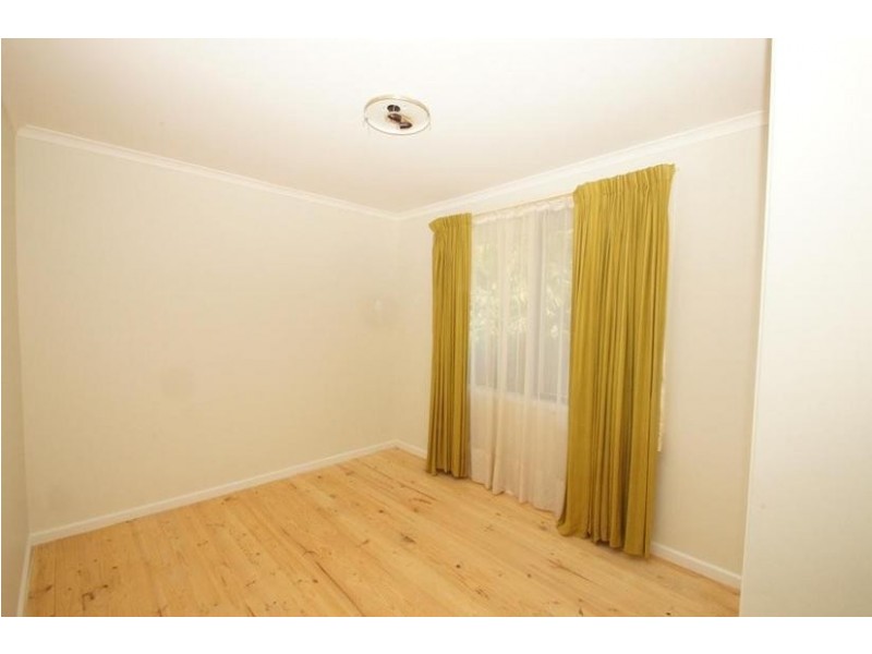 121 Osburn Drive, Macgregor ACT 2615