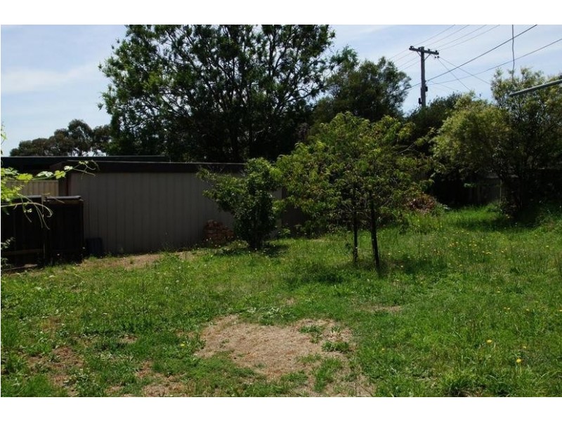 121 Osburn Drive, Macgregor ACT 2615