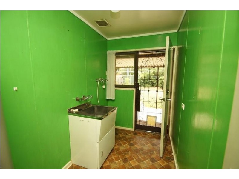 14 Phillips Place, Latham ACT 2615