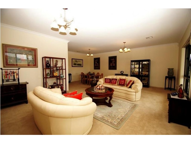 28 Beacon Place, Googong NSW 2620