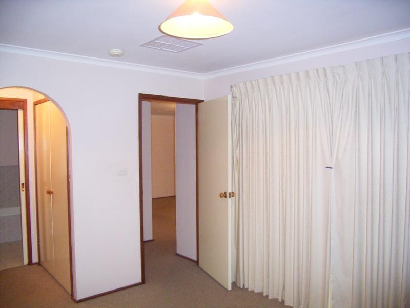 49 Collicott Circuit, Macquarie ACT 2614