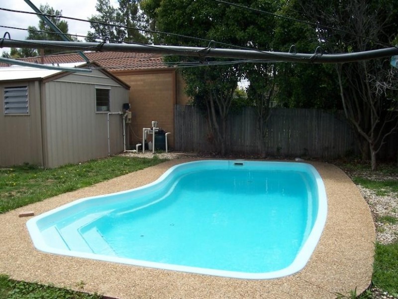 8 McGhie Place, Latham ACT 2615