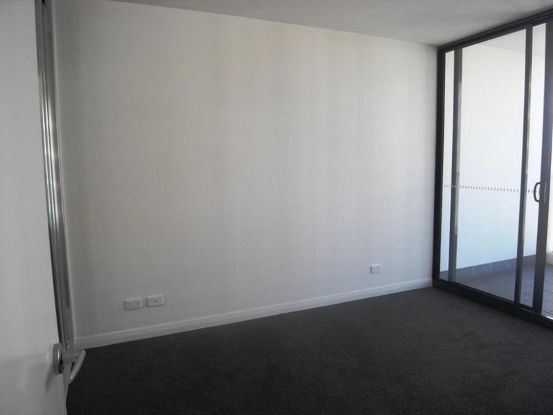170/1 Mouat St, Lyneham ACT 2602