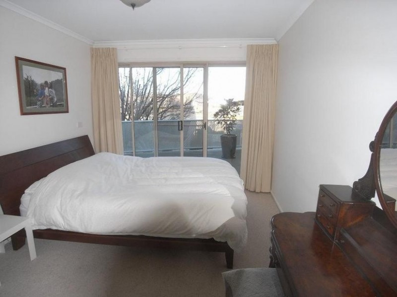 6/17 Fernyhough Crescent, Lyneham ACT 2602