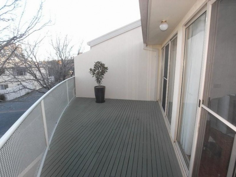 6/17 Fernyhough Crescent, Lyneham ACT 2602