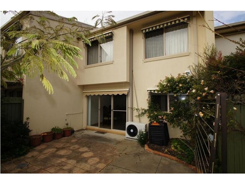 6/17 Fernyhough Crescent, Lyneham ACT 2602