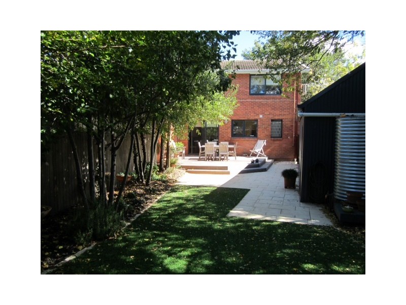 6 Dumaresq Street, Dickson ACT 2602