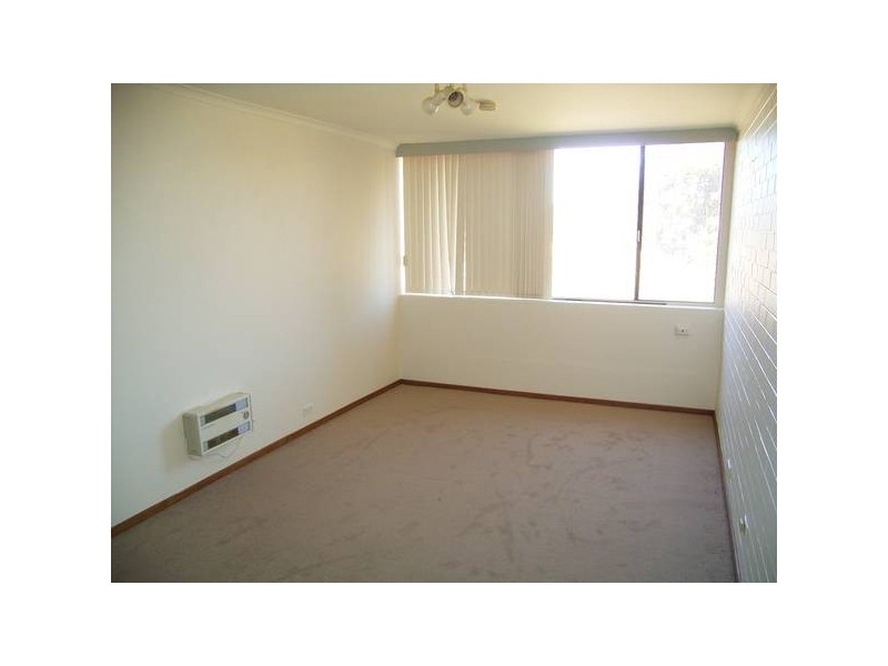 22/6 Marrawah Close, Lyons ACT 2606