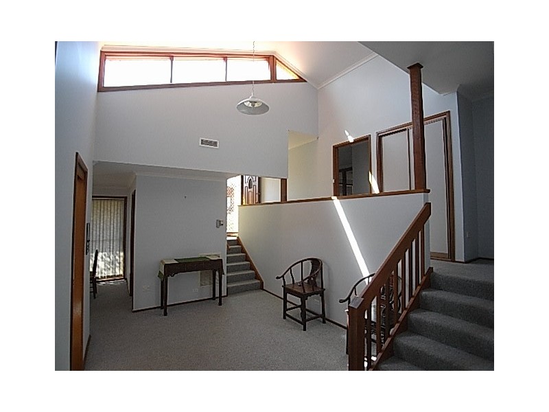 11/92 Julia Flynn Avenue, Isaacs ACT 2607