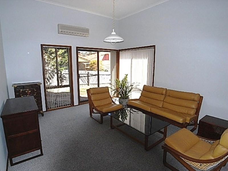 11/92 Julia Flynn Avenue, Isaacs ACT 2607