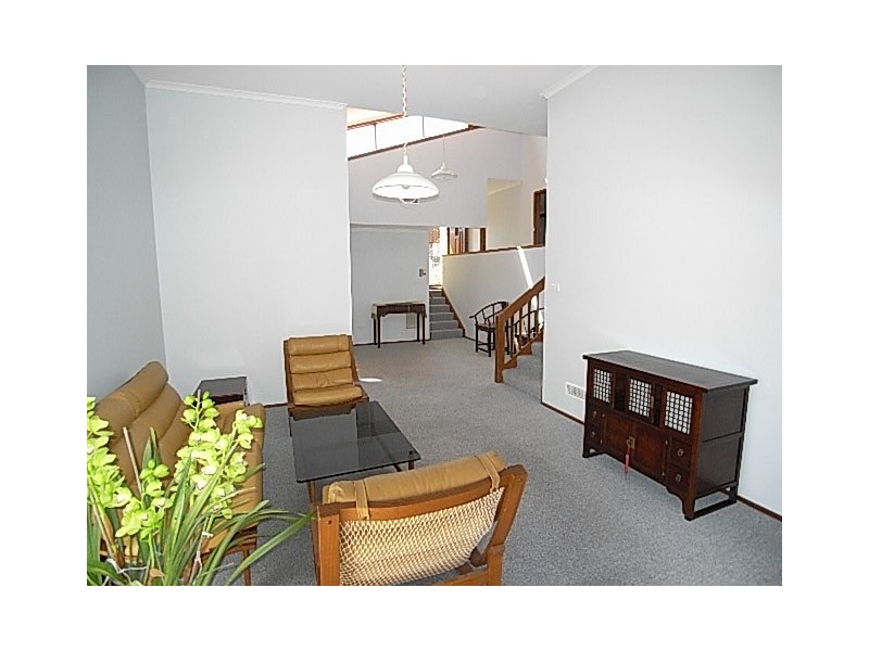 11/92 Julia Flynn Avenue, Isaacs ACT 2607