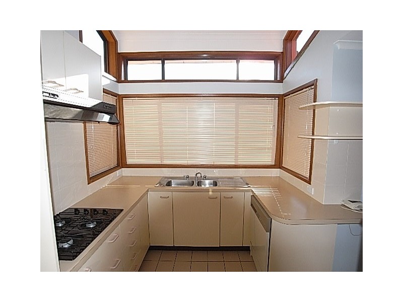 11/92 Julia Flynn Avenue, Isaacs ACT 2607