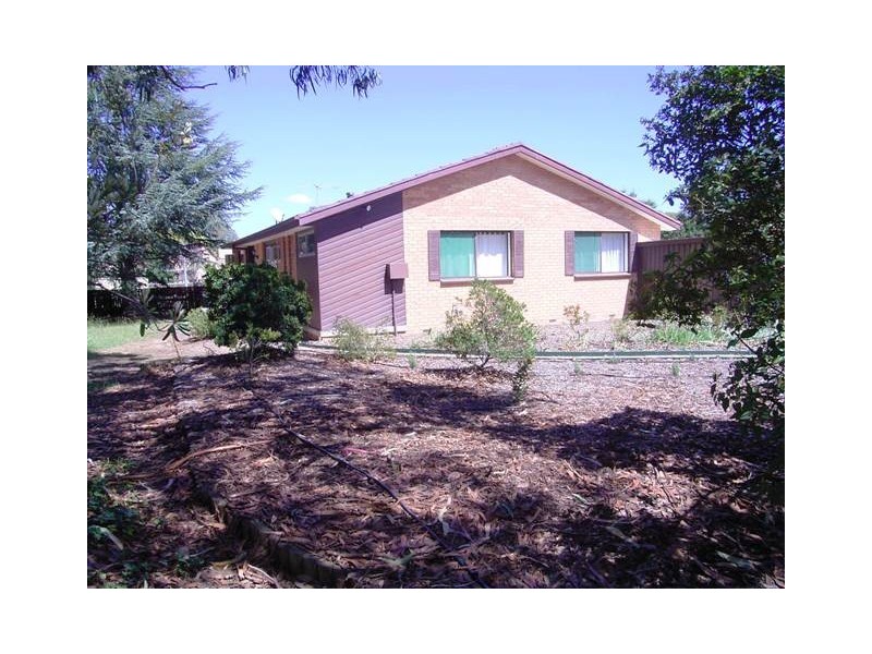 4 Kingham Place, Charnwood ACT 2615