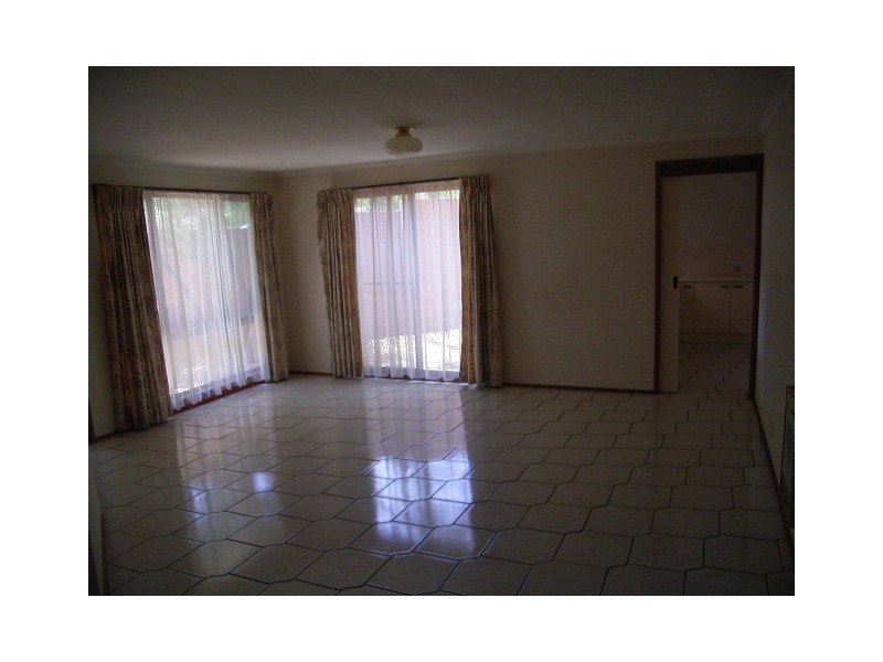 8/36 Alsop Close, Phillip ACT 2606