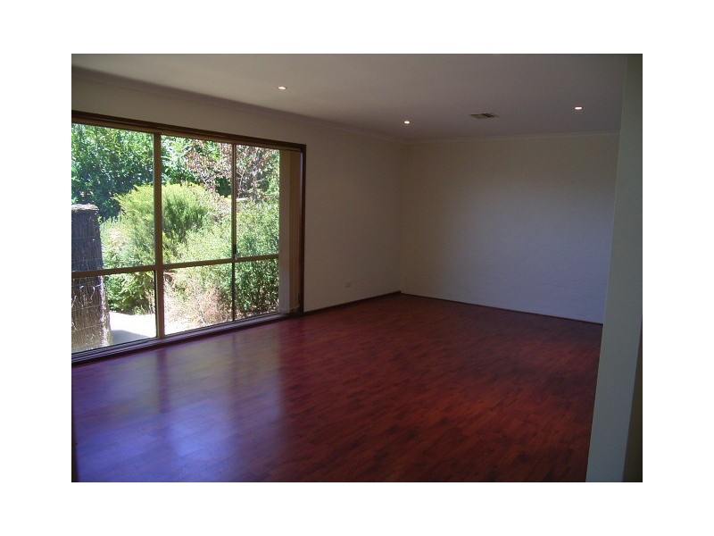 29/11 McClintock Street, Lyneham ACT 2602