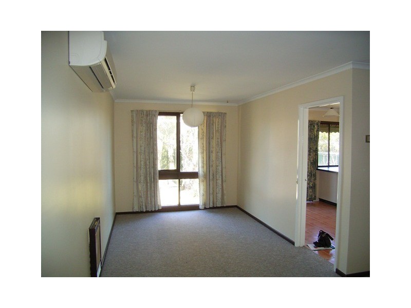 41 Fellows Street, Latham ACT 2615