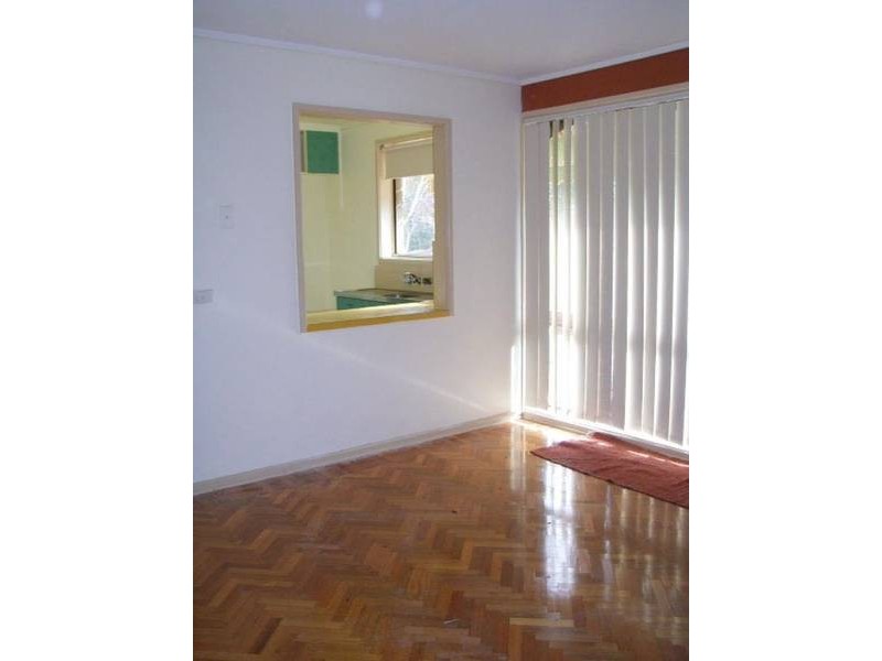 1 Emmott PLACE, Charnwood ACT 2615