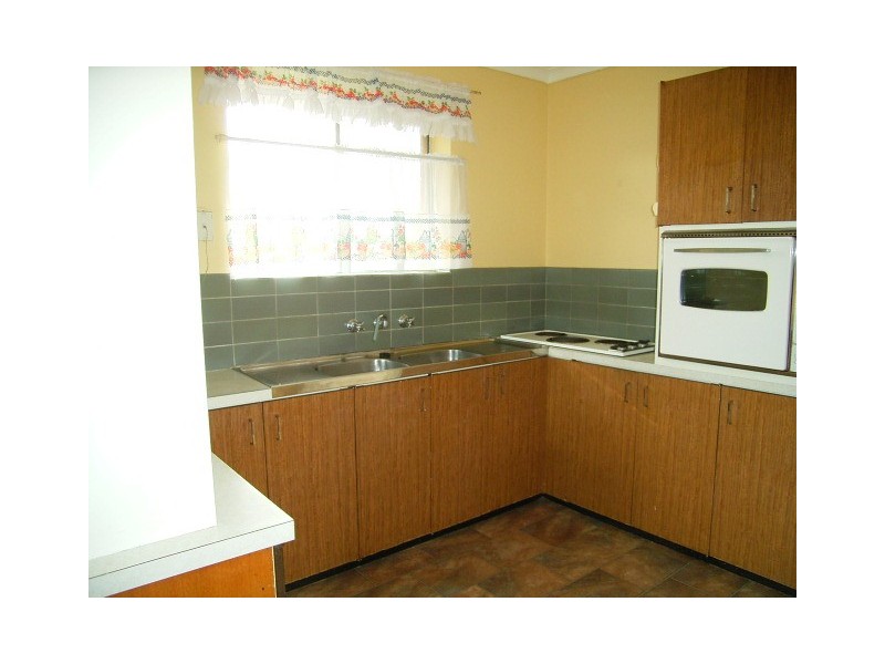 2/15 Biraban Place, Macquarie ACT 2614