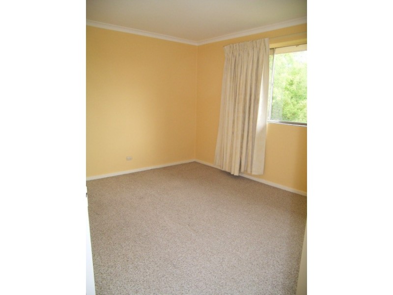 2/15 Biraban Place, Macquarie ACT 2614