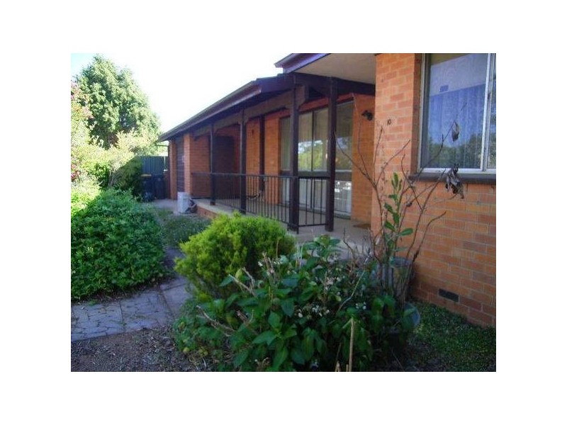 10 Dobie Place, Macgregor ACT 2615