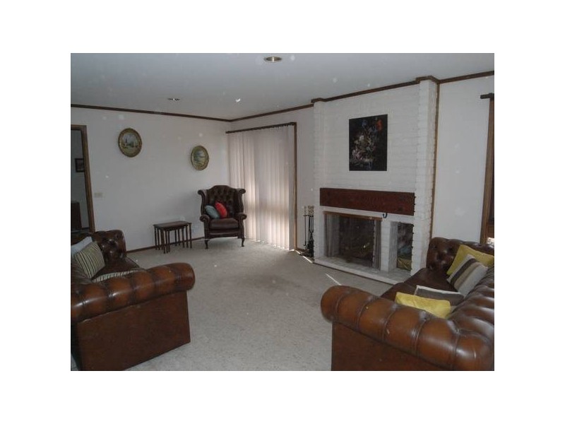 15 Alabaster Street, Monash ACT 2904