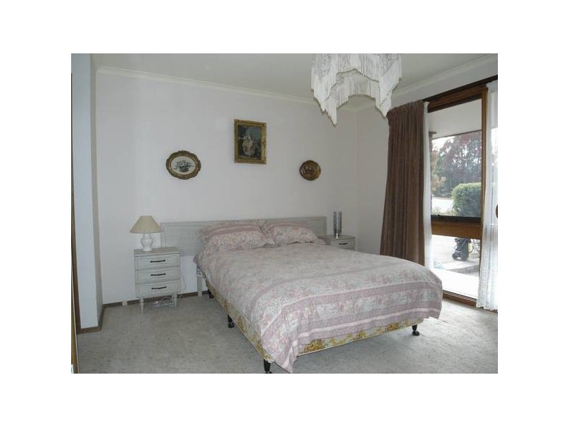 15 Alabaster Street, Monash ACT 2904