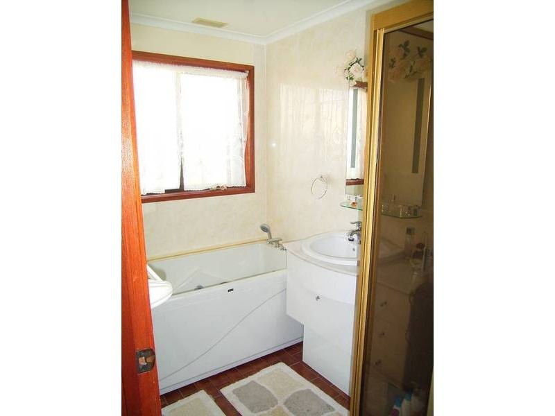 6 Thorpe Street, Florey ACT 2615