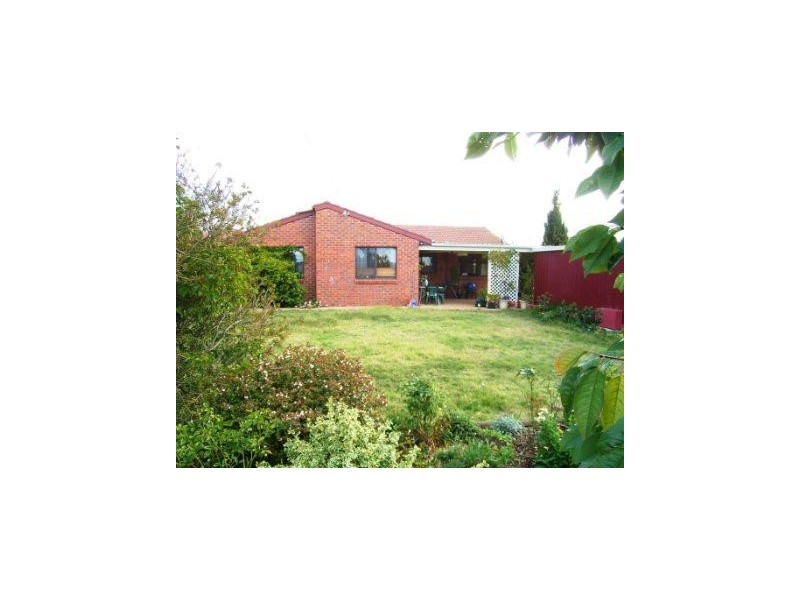 6 Thorpe Street, Florey ACT 2615