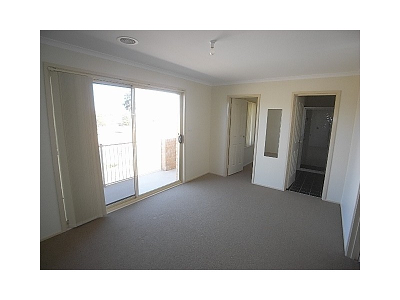 347 Anthony Rolfe Avenue, Gungahlin ACT 2912