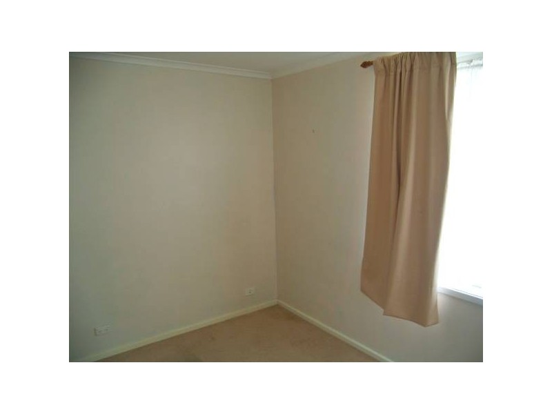 10 Milford Street, Latham ACT 2615