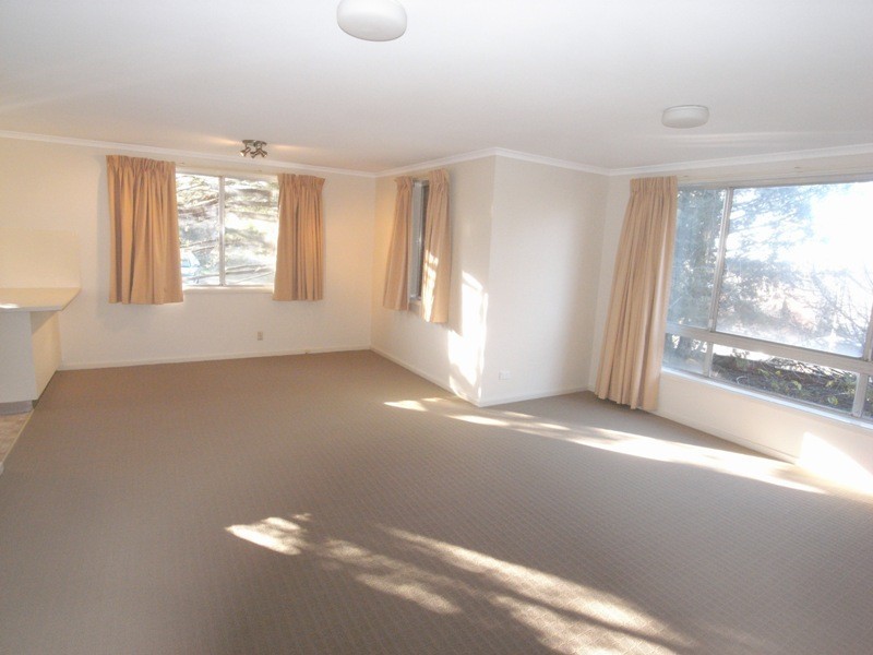 18 Atkinson Street, Cook ACT 2614