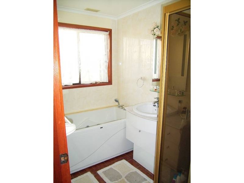 6 Thorpe Street, Florey ACT 2615