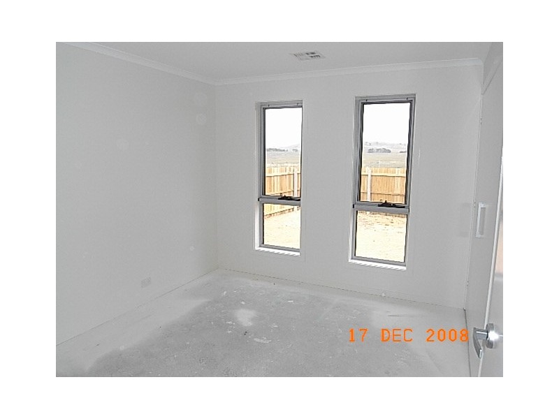 15 Clendinnen Street, Dunlop ACT 2615