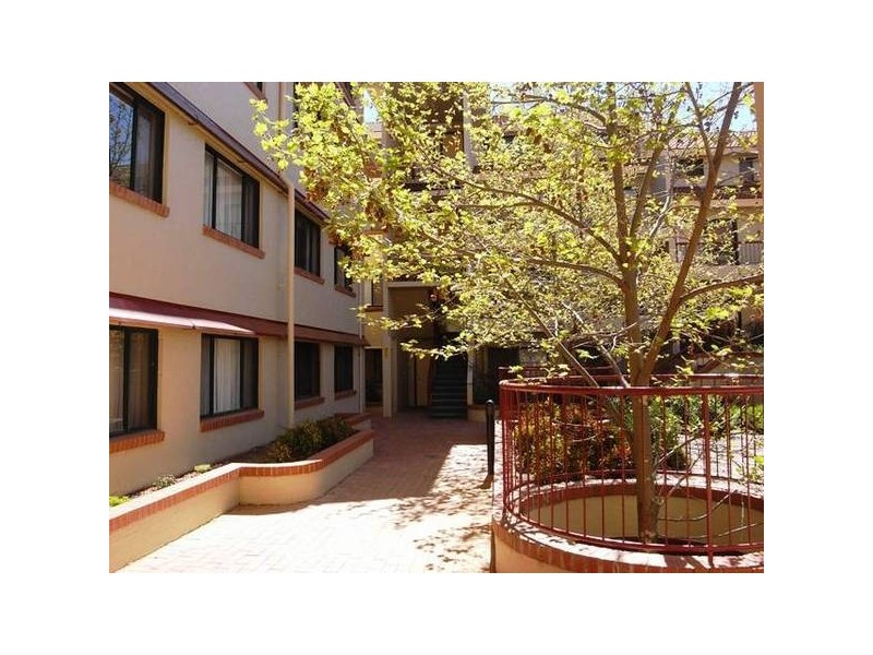 6/14 Boolee Street, Reid ACT 2612