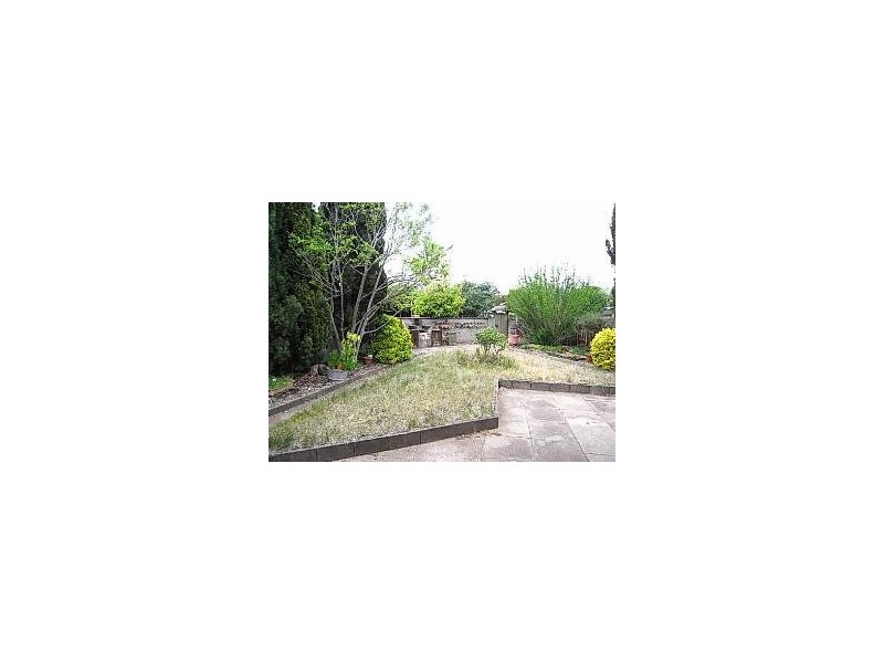 169 Phillip Avenue, Hackett ACT 2602