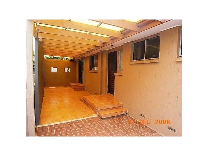 8 Rouse Place, Charnwood ACT 2615
