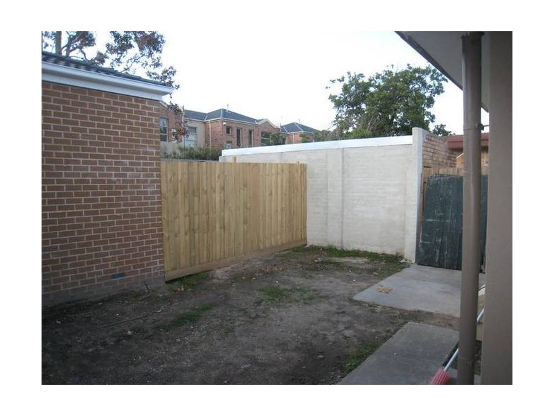 1/37 Power Street, Dandenong VIC 3175