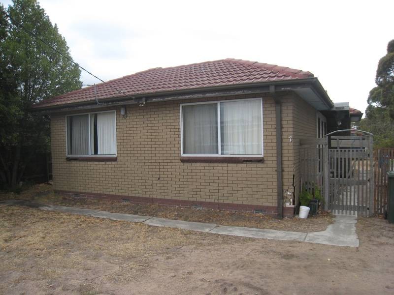 7 Deepdale Street, Dandenong South VIC 3175