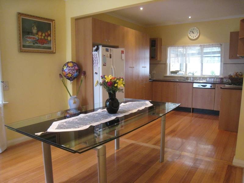 2 Holmes Street, Noble Park VIC 3174