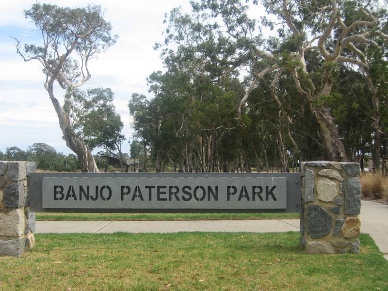 154 Paterson Drive, Lynbrook VIC 3975