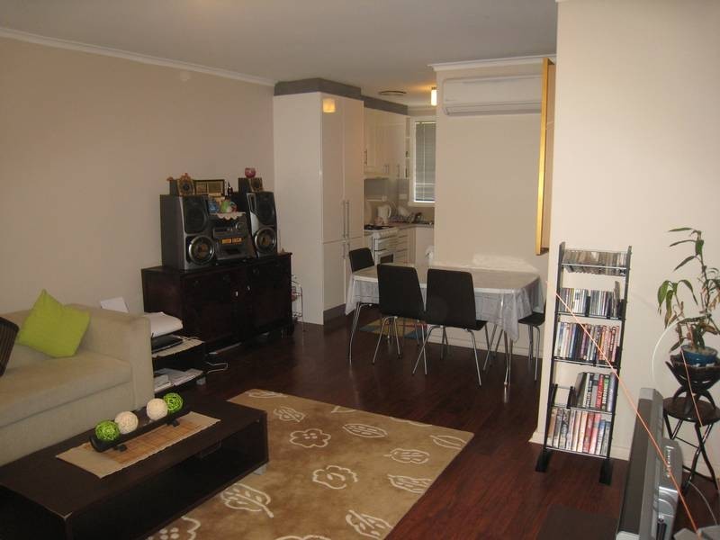 2/43 Hillside Avenue, Dandenong North VIC 3175