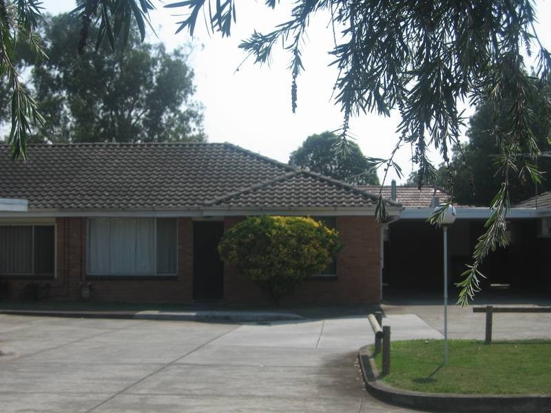 4/104 Railway Parade, Dandenong VIC 3175