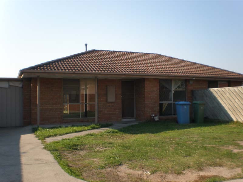 2/10 Jones Road, Dandenong VIC 3175