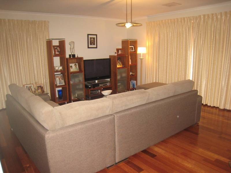 4 Donelly Road, Hallam VIC 3803