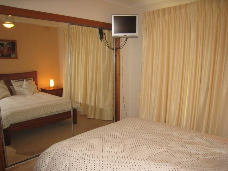 4 Donelly Road, Hallam VIC 3803