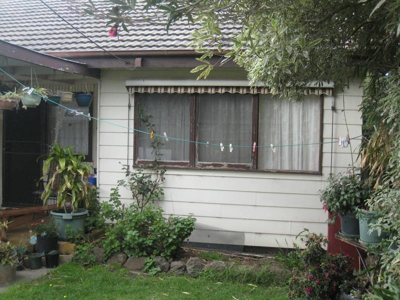 13A Irving Road, Dandenong North VIC 3175