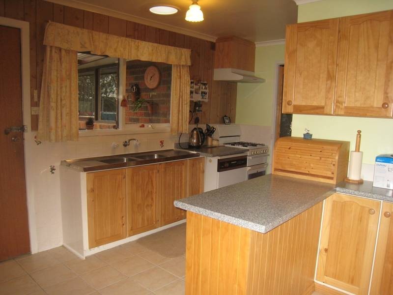 14 Redstart Street, Doveton VIC 3177