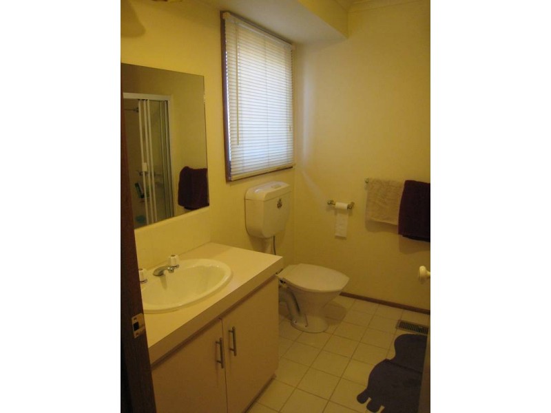 1 Paula Terrace, Endeavour Hills VIC 3802